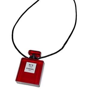 CHANEL Paris No 5 L’eau Red Plexiglass Perfume Bottle Charm Pendant Necklace